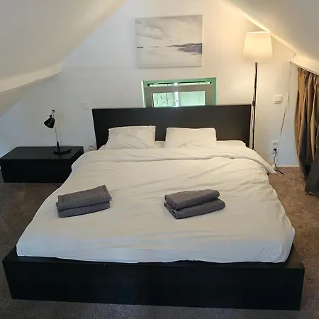 Raesborre Homes - Self Check-in Country house *