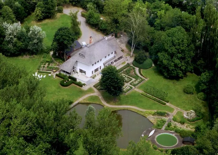 Raesborre Homes - Self Check-in *